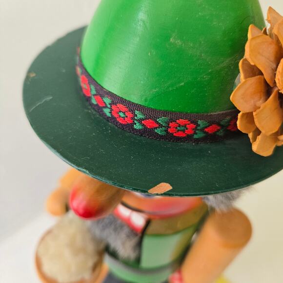 Steinbach Beer Meister Nutcracker Approx 14" Minor Paint Chips - Picture 10 of 11